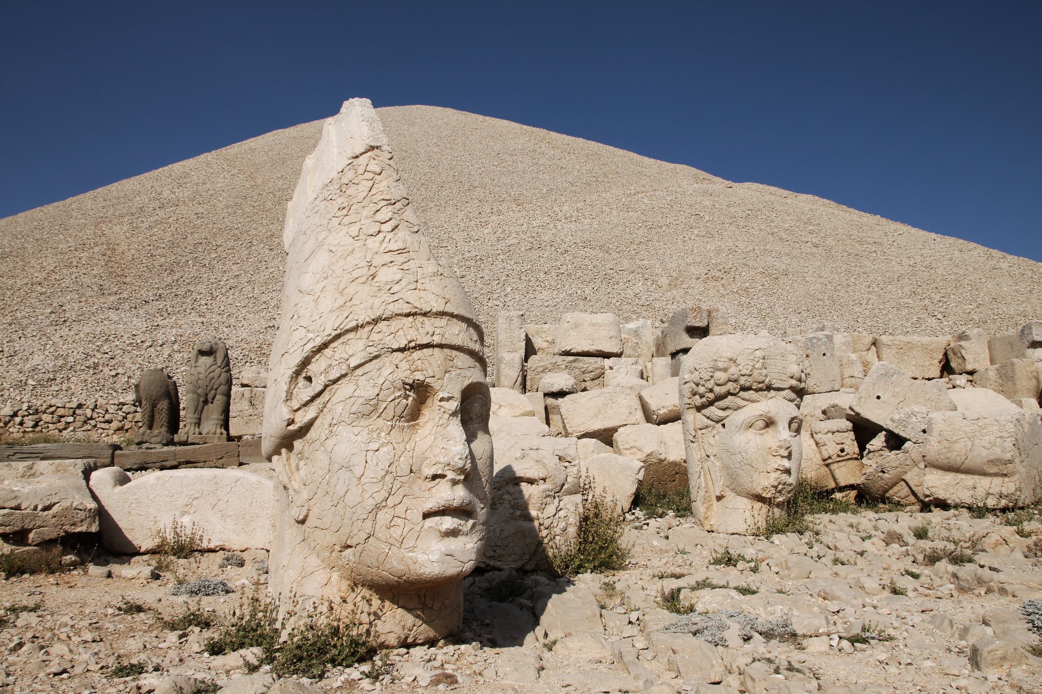 Nemrut, terrasse ouest, Turquie © Klearchos Kapoutsis