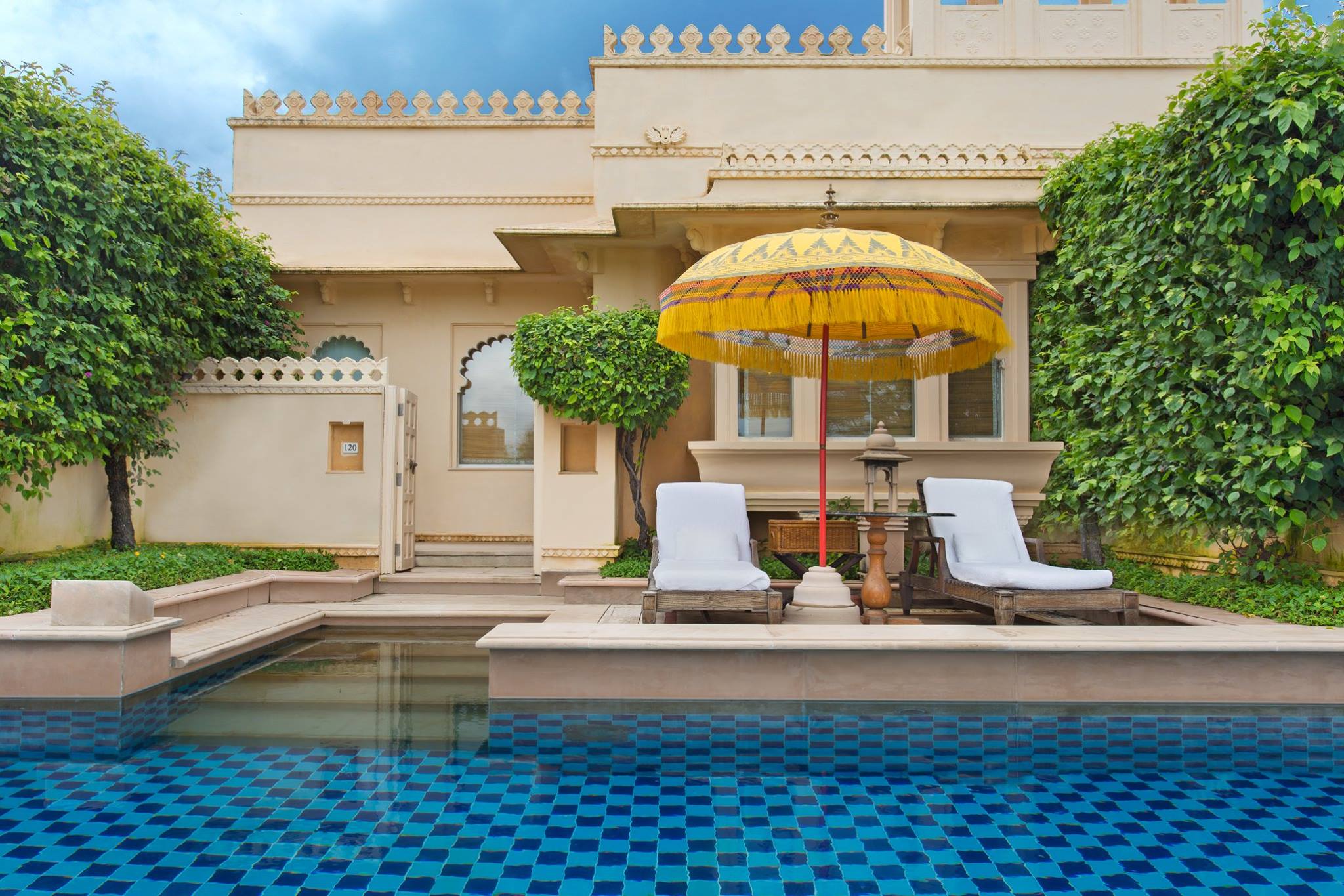 Premier Room, piscine, Oberoi Udaivilas Udaipur, Rajasthan, Inde © Oberoi Hotels & Resorts