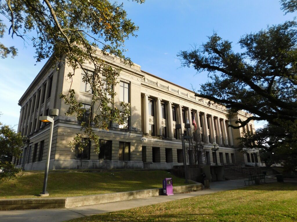 Ancien Palais de Justice, Baton Rouge, Louisiane, USA © Jimmy Emerson <a href="https://creativecommons.org/licenses/by-nc-nd/2.0/" target="_blank">CC BY-NC-ND 2.0</a> Ancien Palais de Justice, Baton Rouge, Louisiane, USA © Jimmy Emerson