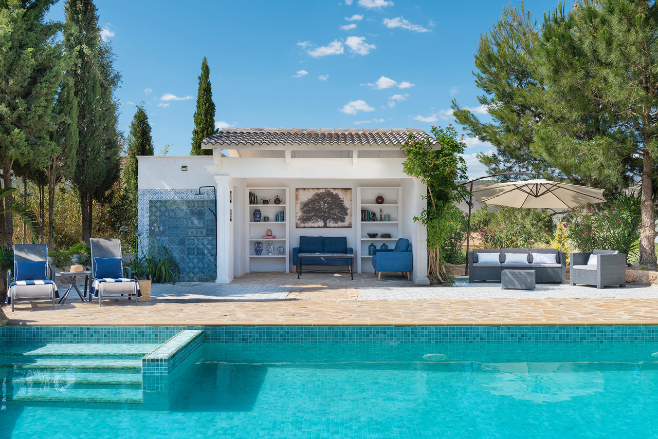 Piscine et transats, La Esperanza Granada © La Esperanza Granada srl