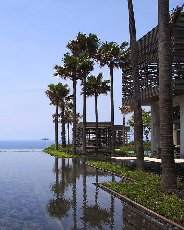 Piscine à débordement, Alila Villas Uluwatu, Bali, Indonésie © Alila Hotels Piscine à débordement, Alila Villas Uluwatu, Bali, Indonésie © Alila Hotels
