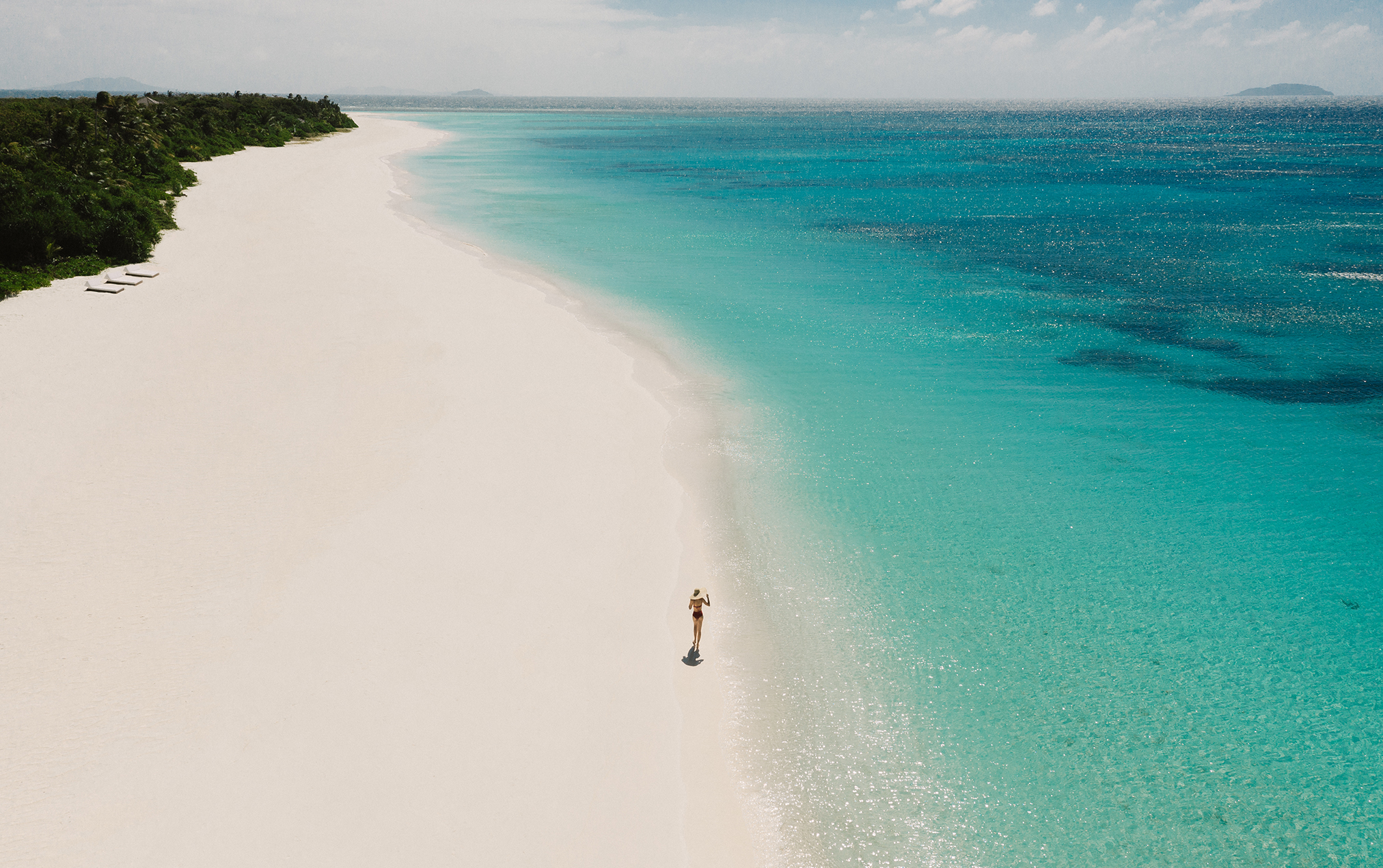 Tranquillité assurée sur la plage de Pamalikan, Amanpulo, Philippines © Aman Group