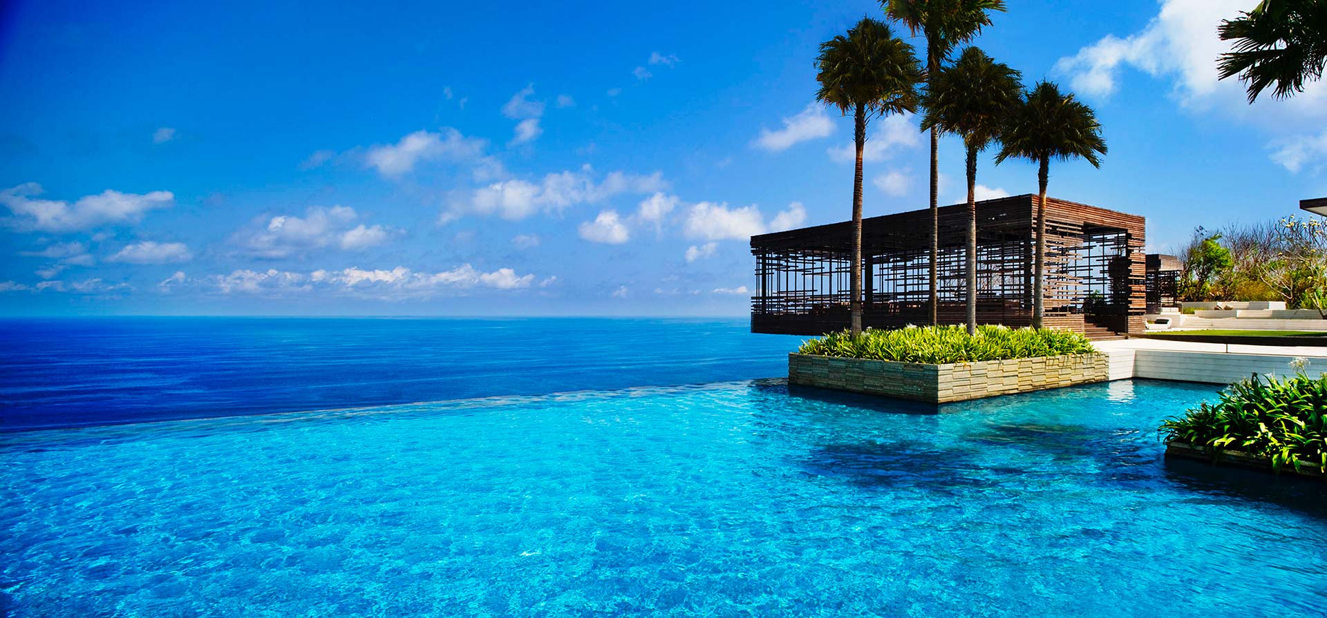 Piscine et Sunset Cabana, Alila Villas Uluwatu, Bali, Indonésie © Alila Hotels