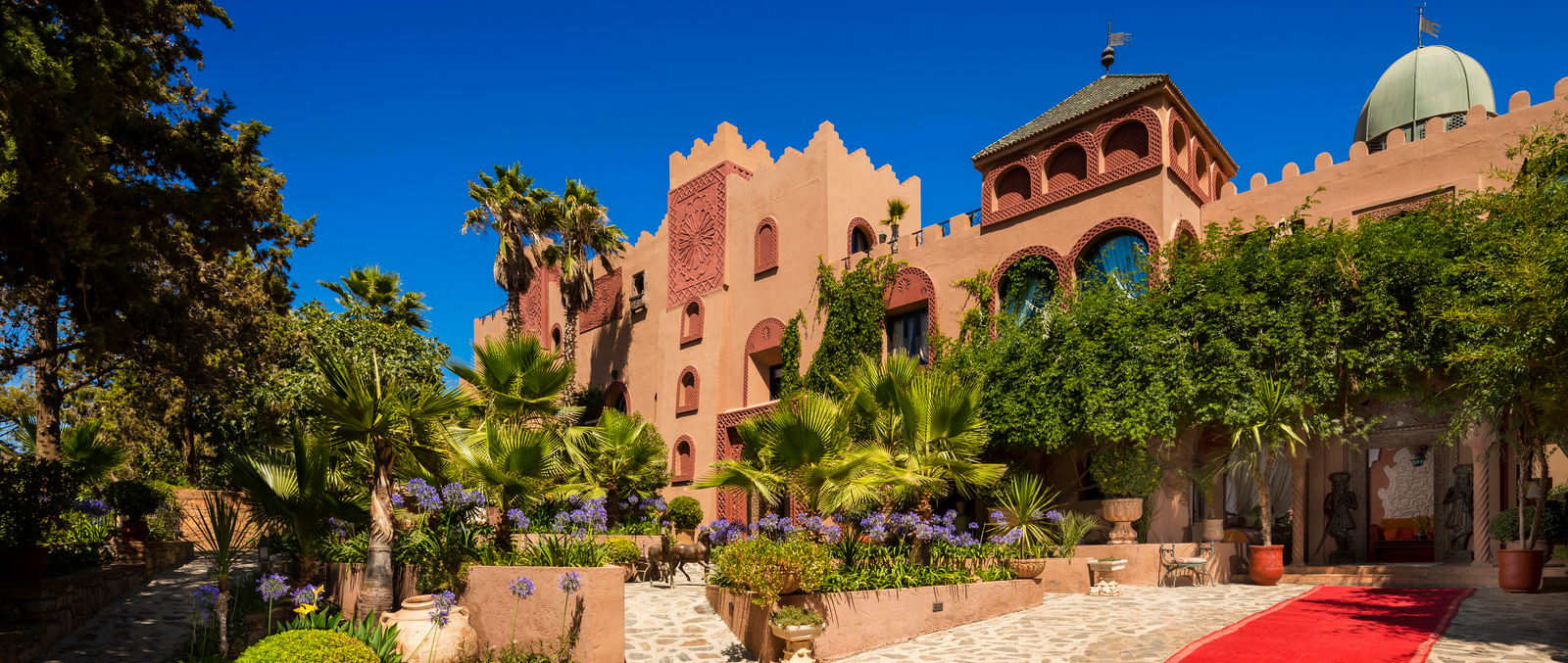 Entrée de la Kasbah Tamadot, Maroc © Virgin Edition limited