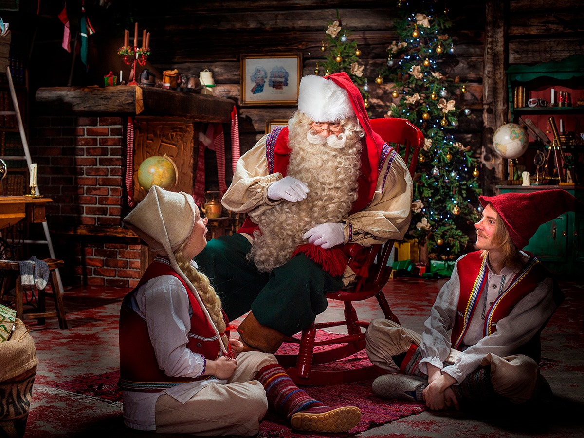 Le Père Noël ? - Artic Treehouse Hôtel, Rovaniemin Laponie, Finlande © SantaPark Arctic World