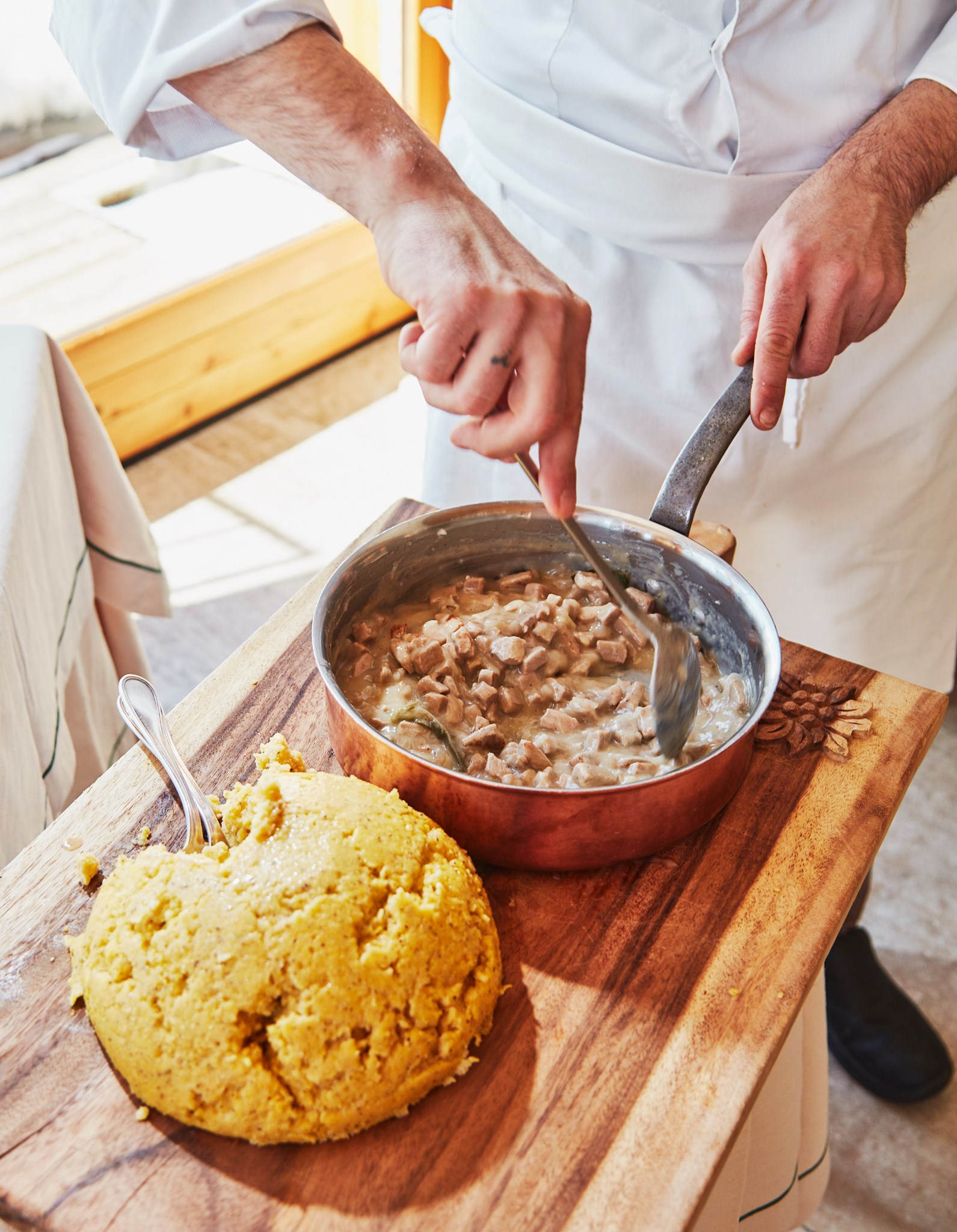 Polenta Valdostana, Auberge de la Maison, Courmayeur, Italie © Auberge de la Maison