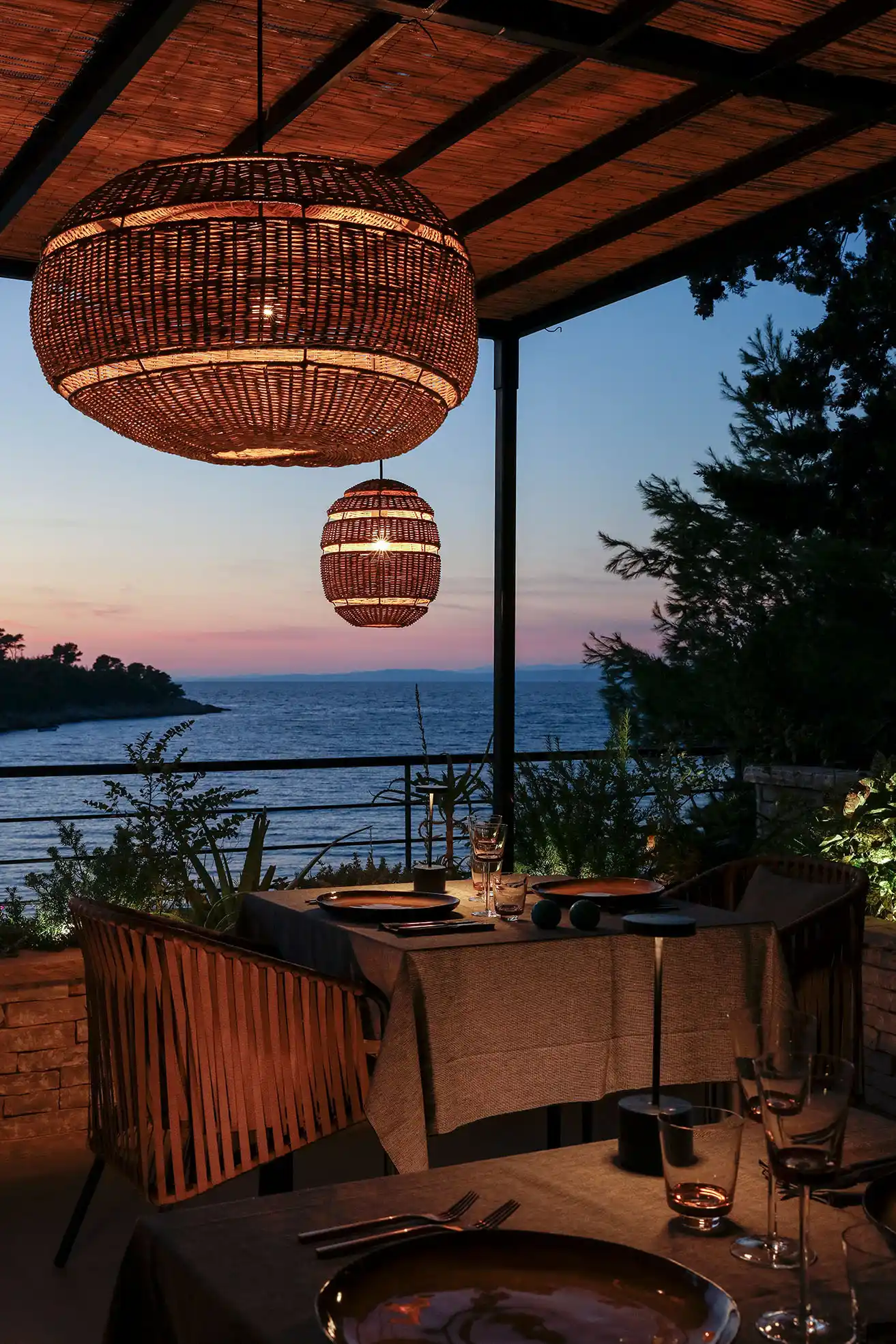 Dîner au Bistrot, Little Green Bay, Hvar, Croatie © Nebesa d.o.o