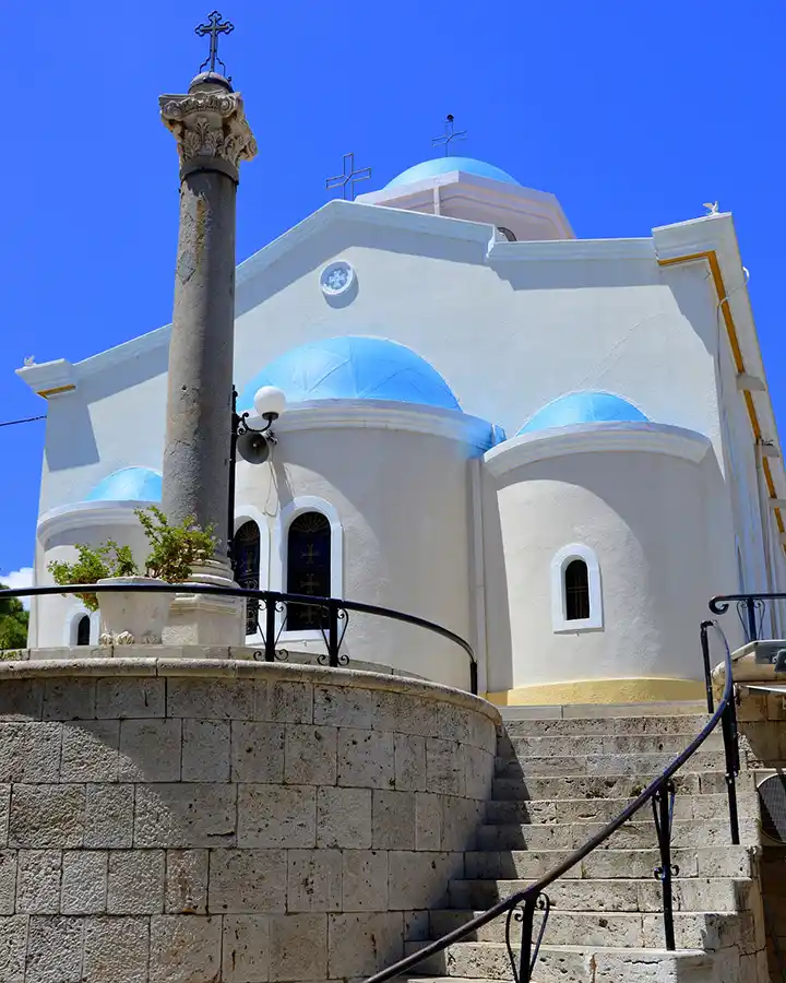 Église, Kos, Grèce © Peggychoucair Église, Kos, Grèce © Peggychoucair