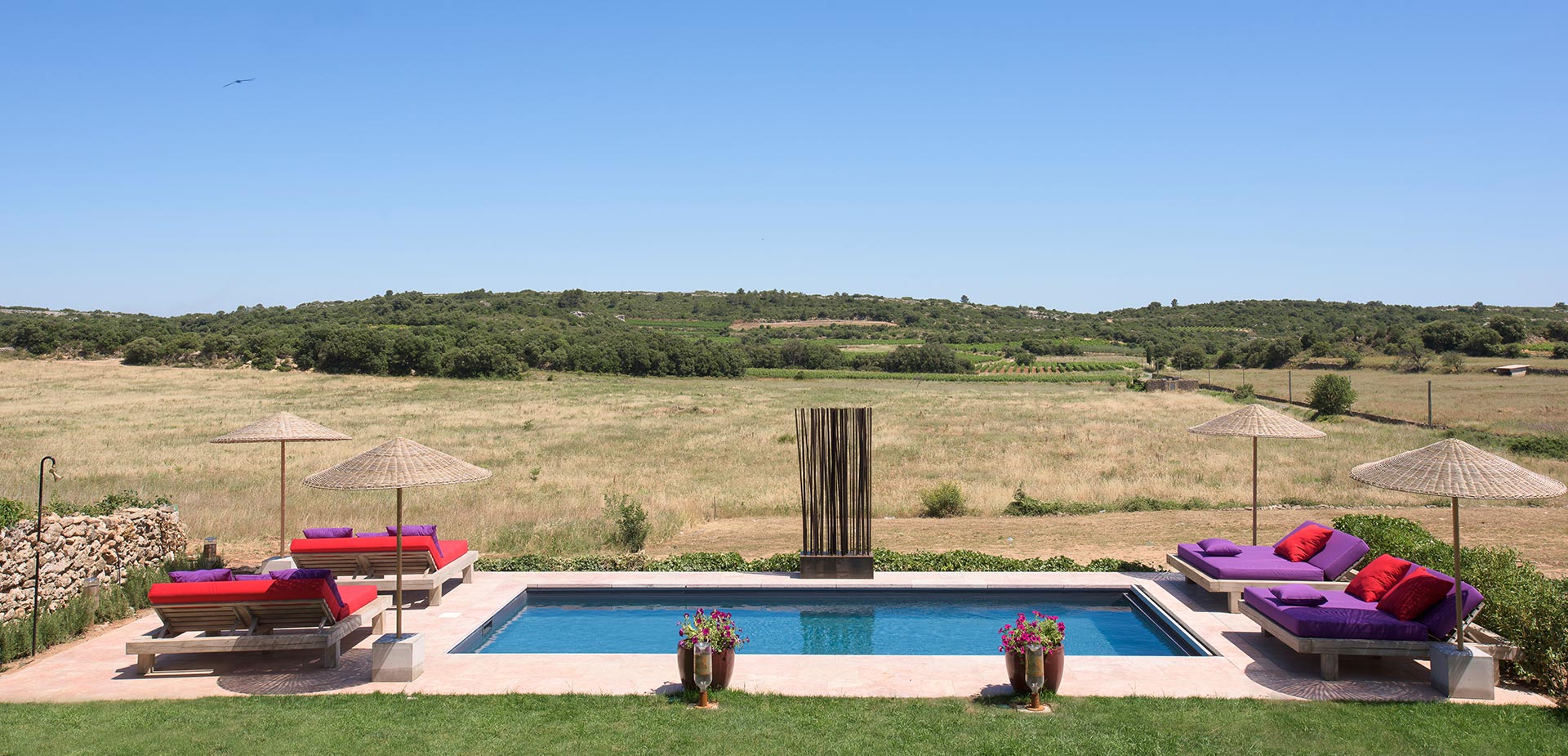 Piscine, Junior Suite, Château Castigno, Assignan, France © Château Castigno