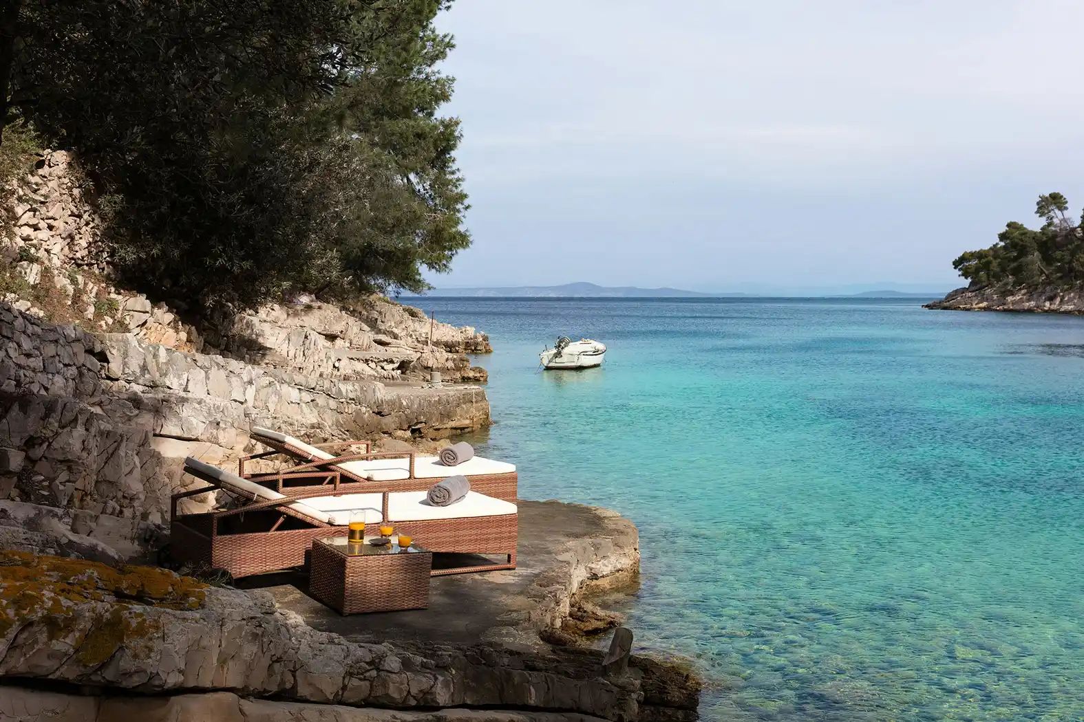 Plage du Little Green Bay, Hvar, Croatie © Nebesa d.o.o
