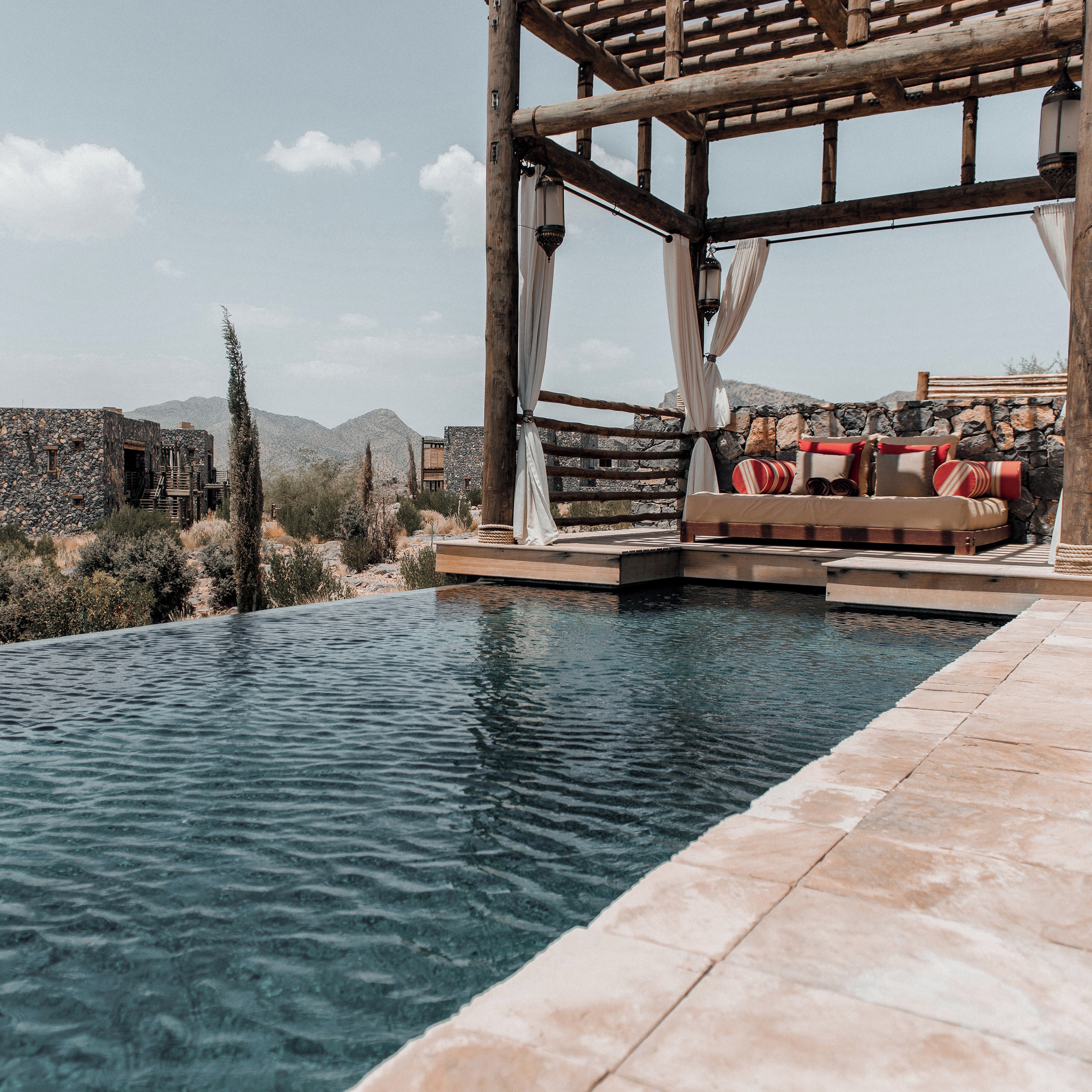 Suite et piscine privée, Alila Jabal Akhdar, Oman ©  Hyatt Corporation