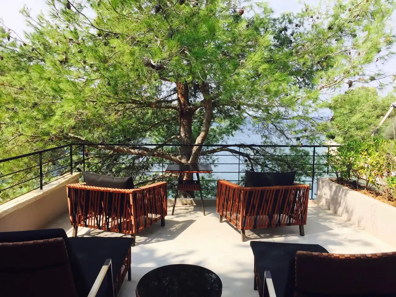 Terrasse, Chambre Cosy, Little Green Bay, Hvar, Croatie © Nebesa d.o.o