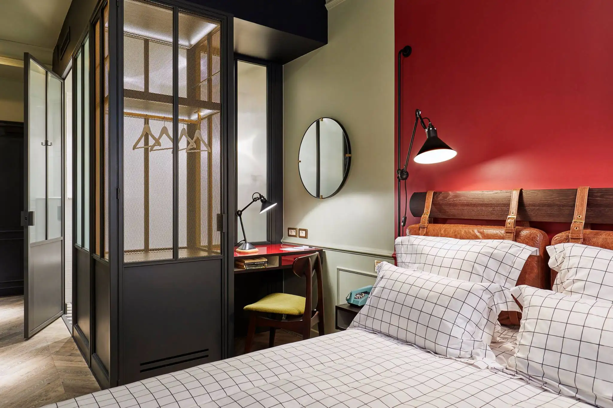 Chambre Roomy, Hôtel Hoxton Paris, France © the hoxton