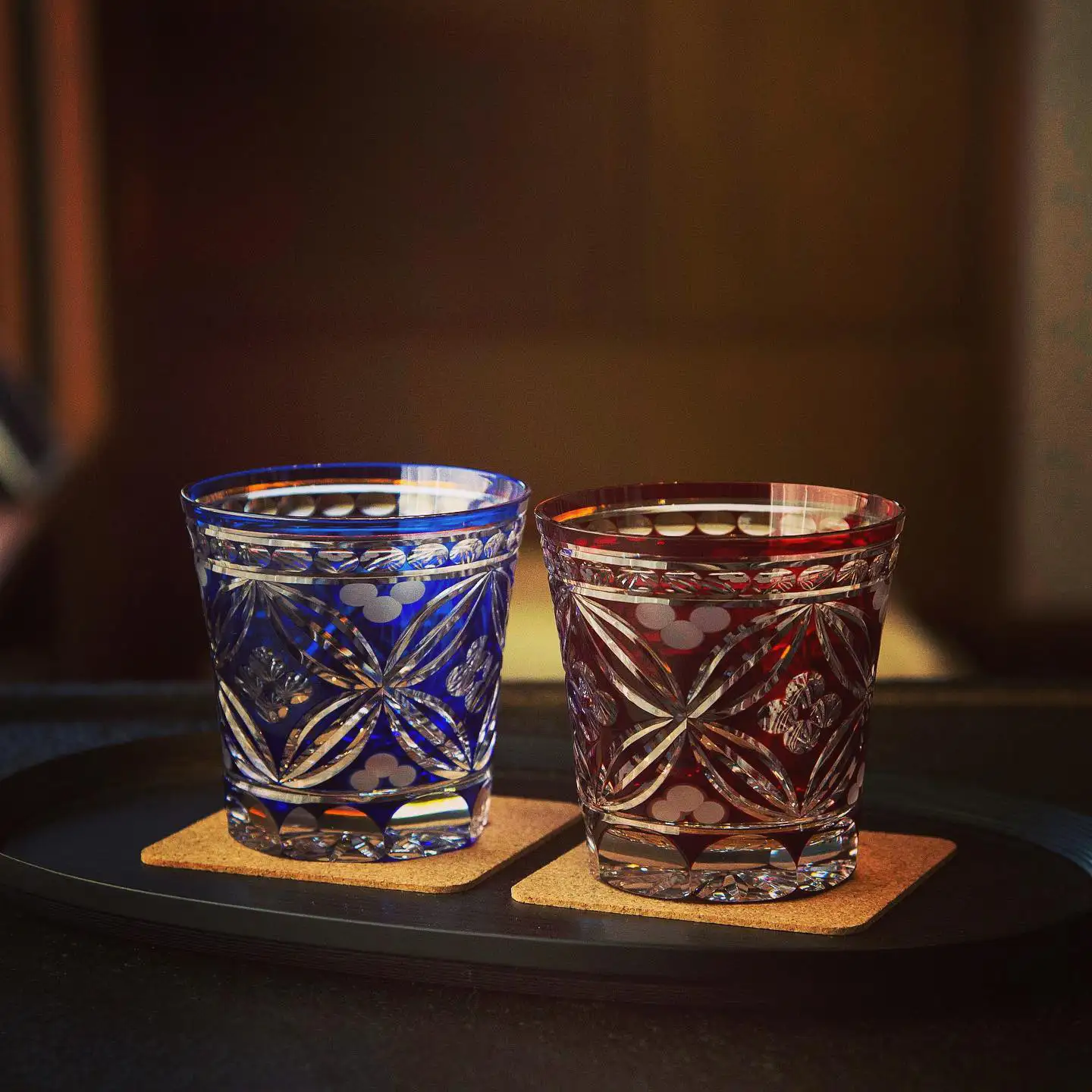 Verres taillés traditionnels Edo Kiriko, Shiki-Shima, Japon © East Japan Railway Company