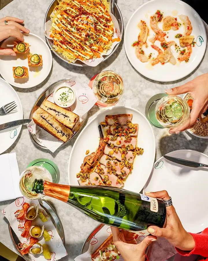 Repas, restaurant Seabird, Hoxton Southwark, Londres, Angleterre © the hoxton