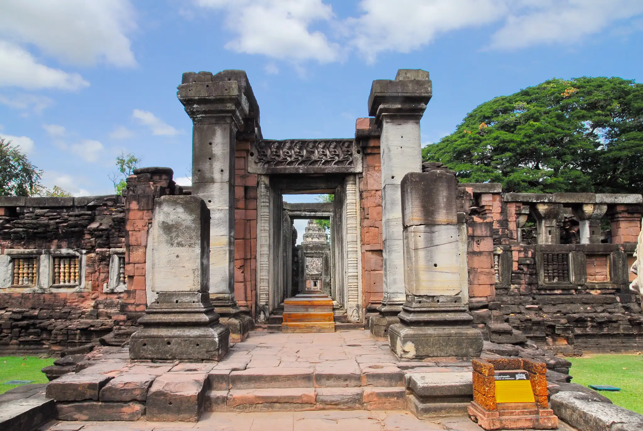 Parc historique de Phimai, Thaïlande © Thanate Tan